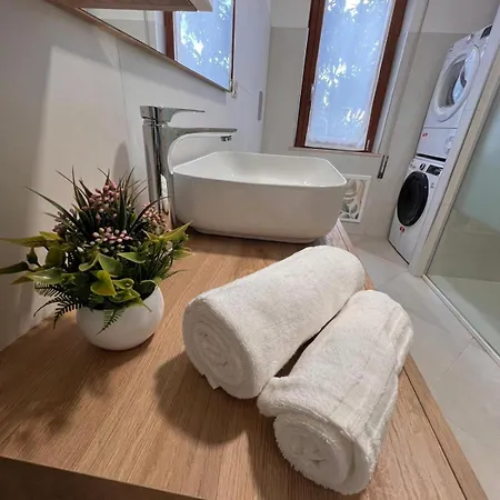 Sa 'e Santina Apartman *